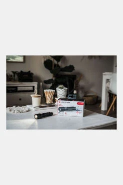 Led Lenser P5 Core Zaklamp -Camping Essentials Verkoop b48c390035 7979 04 nl