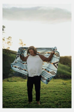 Slowtide Journey Fleece Blanket Deken -Camping Essentials Verkoop g4hb3l0030 4002 04 nl