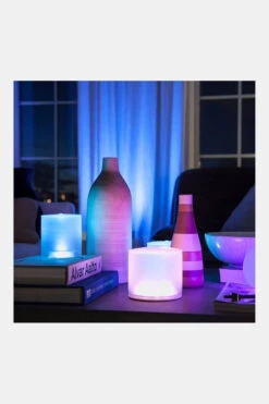 MPOWERD Luci Color Essence Solar Lantaarn -Camping Essentials Verkoop mdabe00031 1010 03 nl