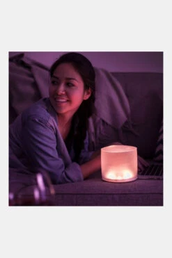 MPOWERD Luci Color Essence Solar Lantaarn -Camping Essentials Verkoop mdabe00031 1010 04 nl